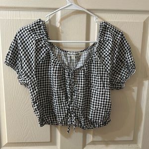 Black and white plaid crop top